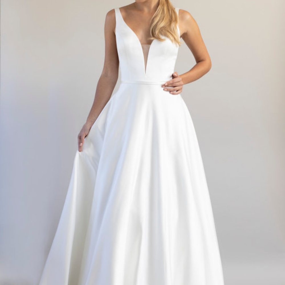 Robert Bullock Tyche Wedding Gown